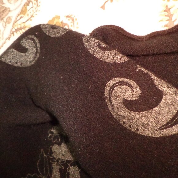 prAna Listen Love Laugh BOHO Knit Sweater M Black Raglan Raw Seams Graphics - Picture 13 of 15